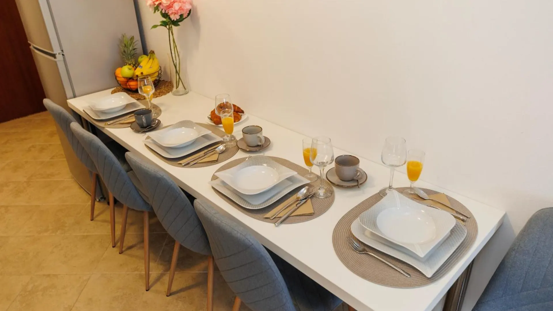 Apartmani Riva Zadar 0*,  Kroatien