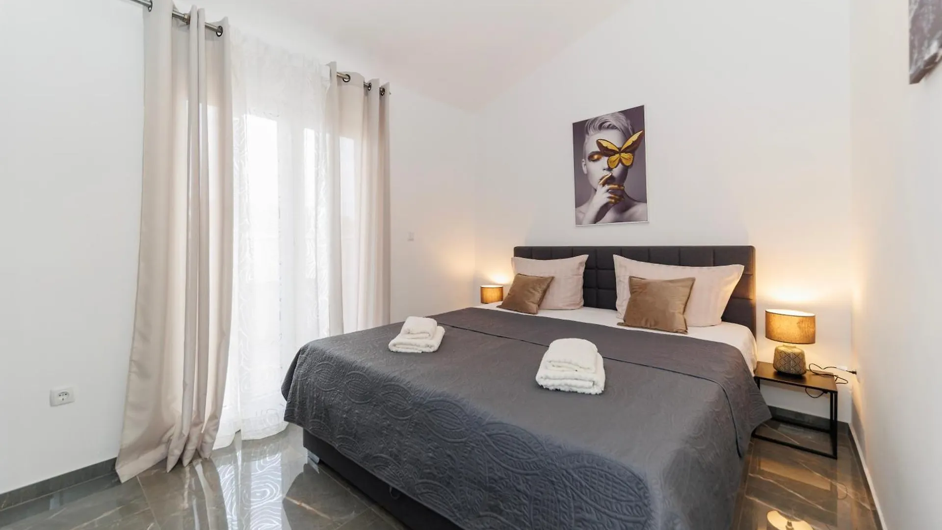Apartmani Riva Zadar